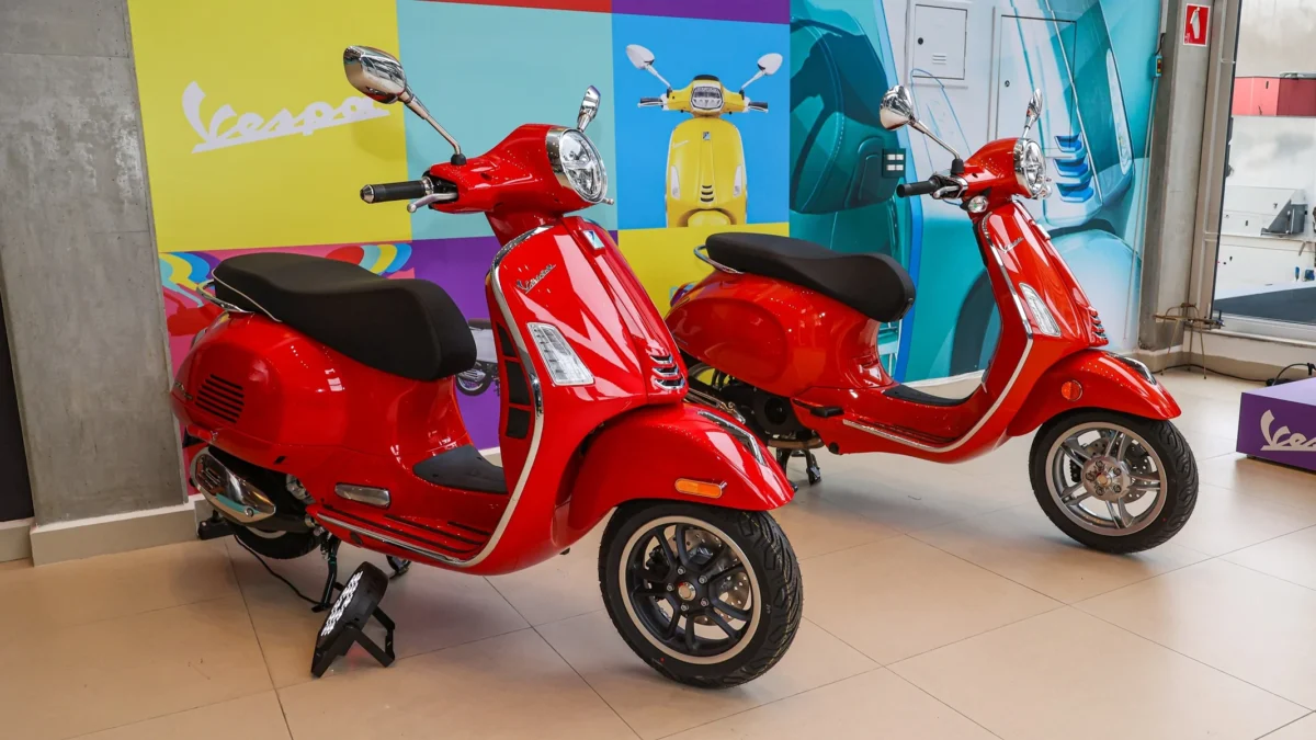 Conheça a Vespa Primavera,a Scooter elétrica retrô da Piaggio 