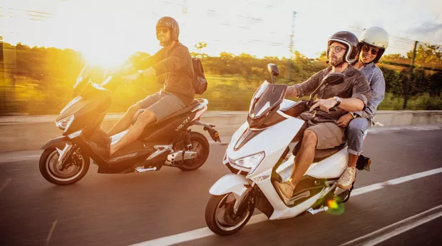 O Papel das Scooters Elétricas na Descarbonização das Cidades