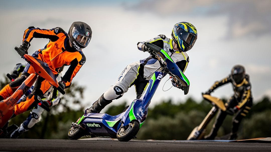 O Trunfo da Precisão: Como Jordi Gaya Dominou o Mundial de eSkootr em 2025