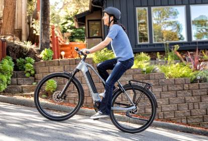 Porque bicicletas e patinetes não pagam (e não vão pagar) IPVA no Brasil  