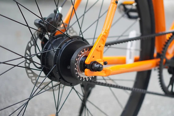 Qual a diferença entre motor na roda e motor central nas bicicletas elétricas?