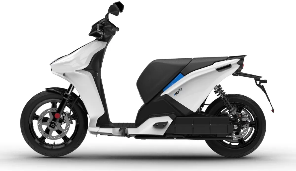 A Ray 77 Scooter Eletrica Lateral Esquerda
